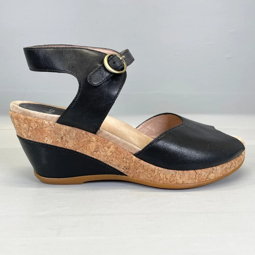 Dansko Charlotte Wedge Sandals Womens Size 39 US 8.5 Black Leather Buckle Shoes